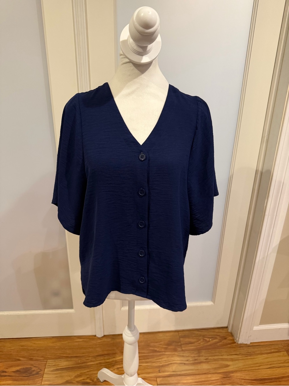 89th & Madison Navy Button-Front V-Neck Top